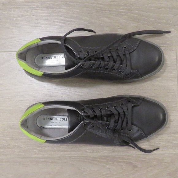 KENNETH COLE Black Leather Sneaker. Size 10. - Picture 3 of 6